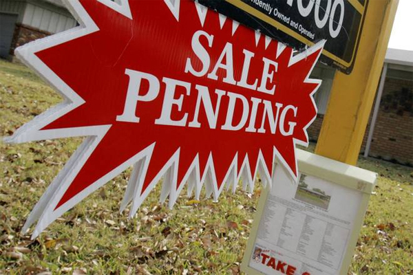 What does it really mean when you see a pending sign attached to a Gulf Shores homes for sale listing?